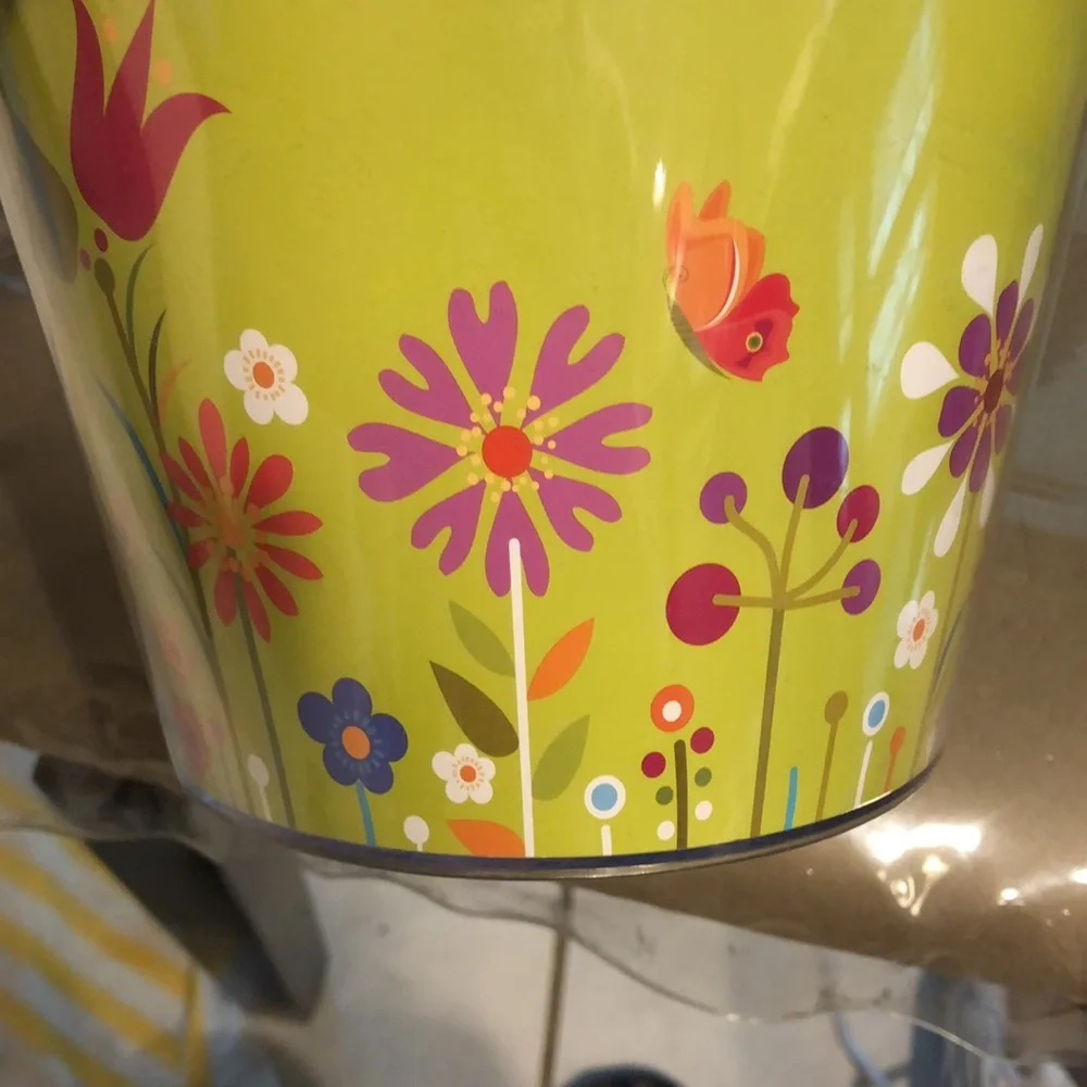 Gorgeous Spring/Summer Customizeable Container - Picture 6 of 10